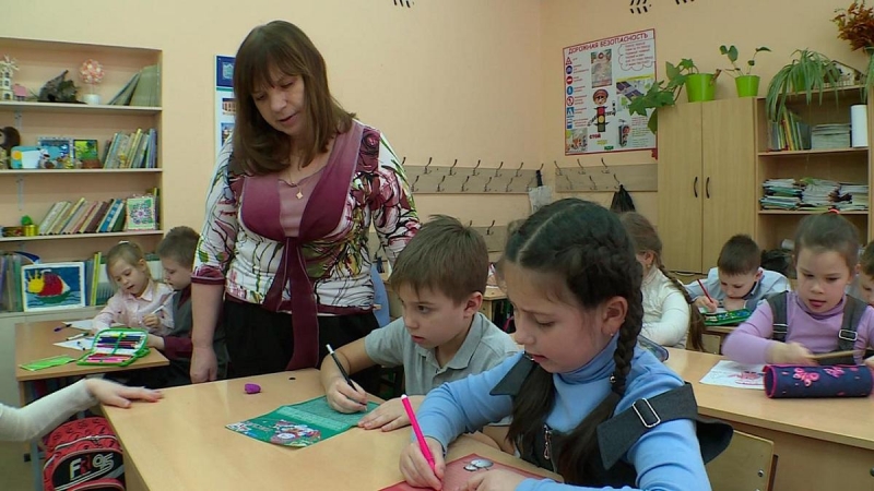 Эксперт Любомирская назвала способы, которые могут помочь повысить престиж профессии учителя