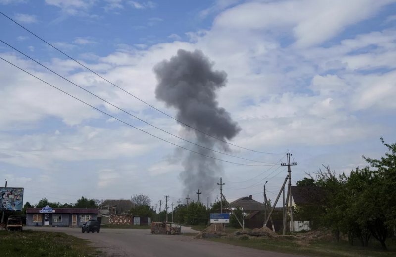 Российские военные эвакуируют из Волчанска мирных жителей