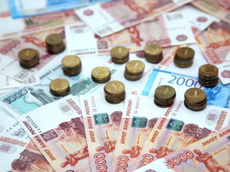 Уровень доверия: россияне предпочитают хранить деньги в крупных банках