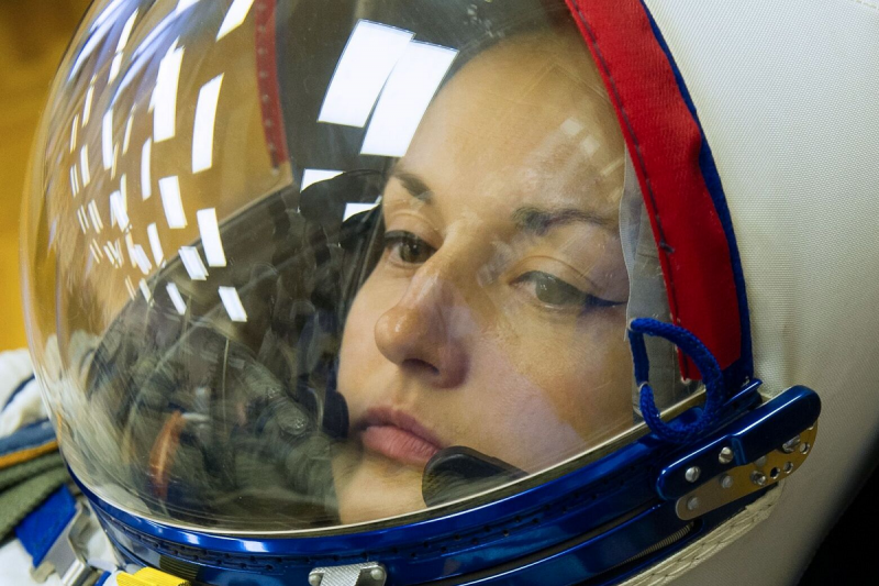 Летчик-космонавт Елена Серова назвала Зудова профессионалом высокого класса
