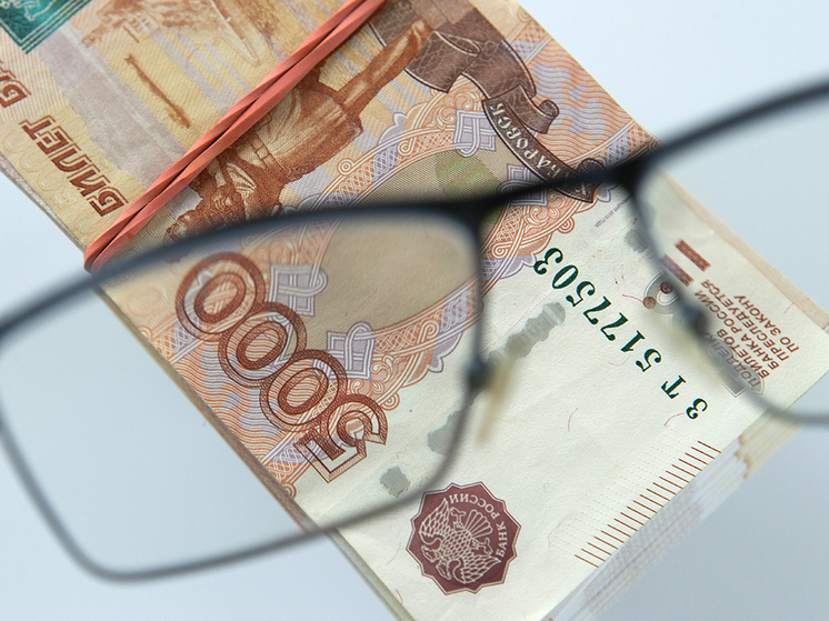 Рубль укрепляется вслед за нефтью, но стабильность сырьевого рынка по-прежнему под вопросом