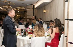 Банкетный зал для корпоратива: как выбрать и организовать запоминающееся событие