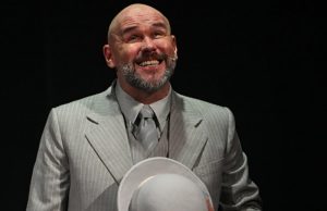 Максим Аверин рассказал о своем отношении к отцовству и творческих планах