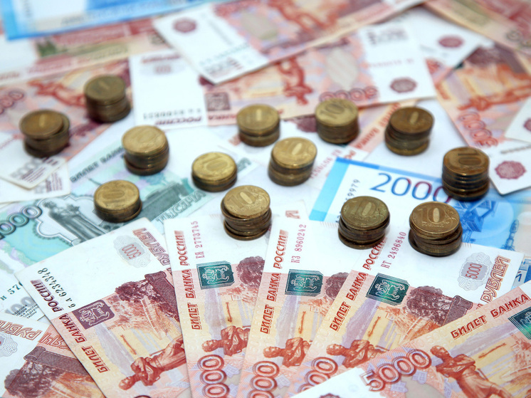 В январе доходы россиян снизятся из-за длинных новогодних праздников